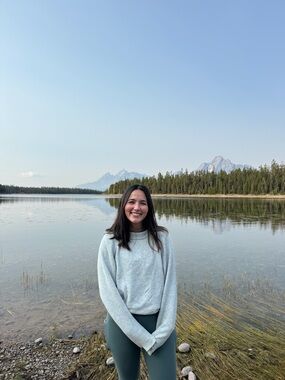 Meet your Posher, Danielle